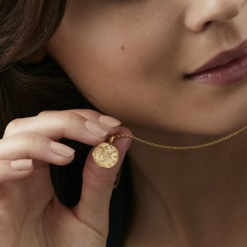 Timeless & Cute Necklaces Every Girl Should Have