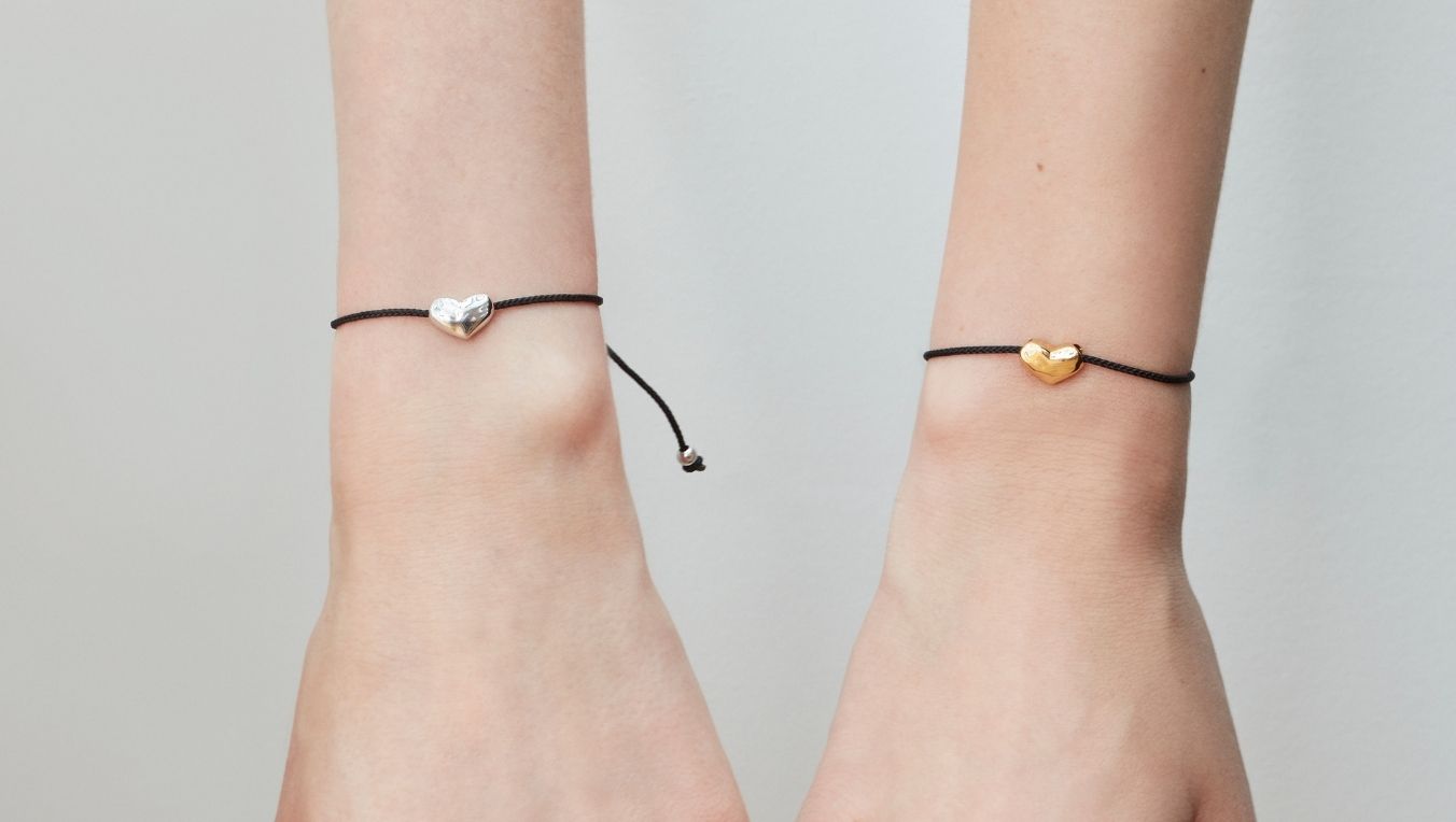 FRIENDSHIP BRACELETS