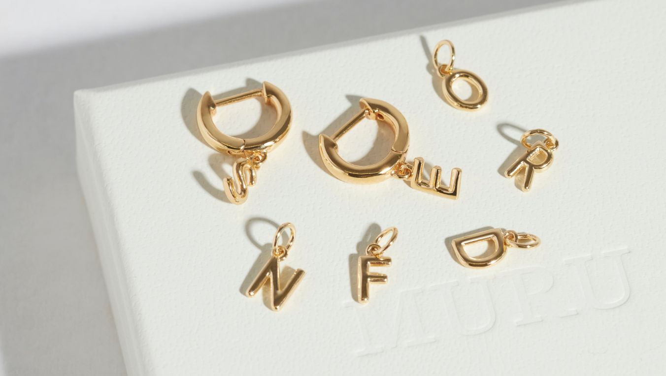 MARCH BIRTHDAY GIFTS