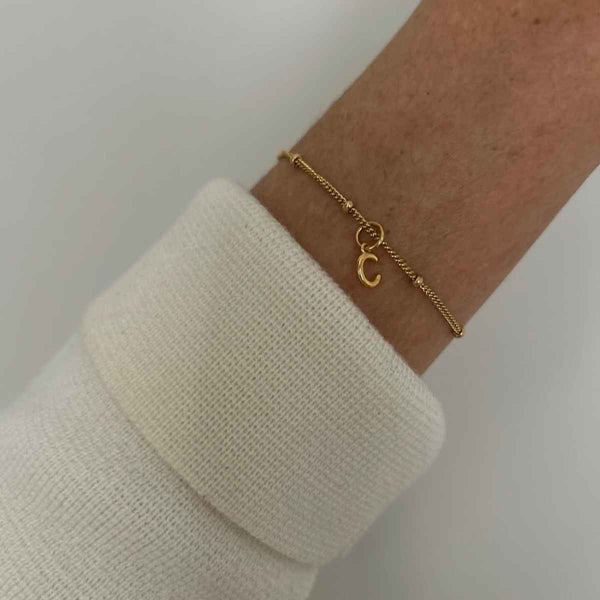 Little Love Letter Bracelet Gold