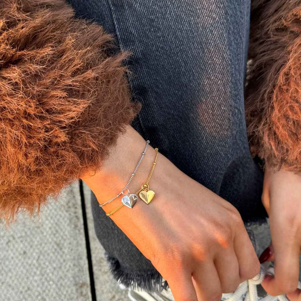 Mini Heart Bead Bracelet Gold